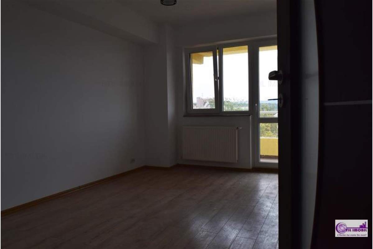  Apartament 2 camere decomantat NEMOBILAT bloc 2017 CUG