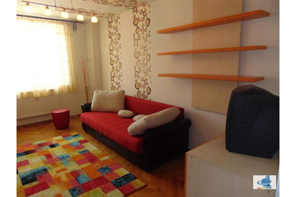  Inchiriez apartament cu 2 camere modern utilat si mobilat langa Teatru